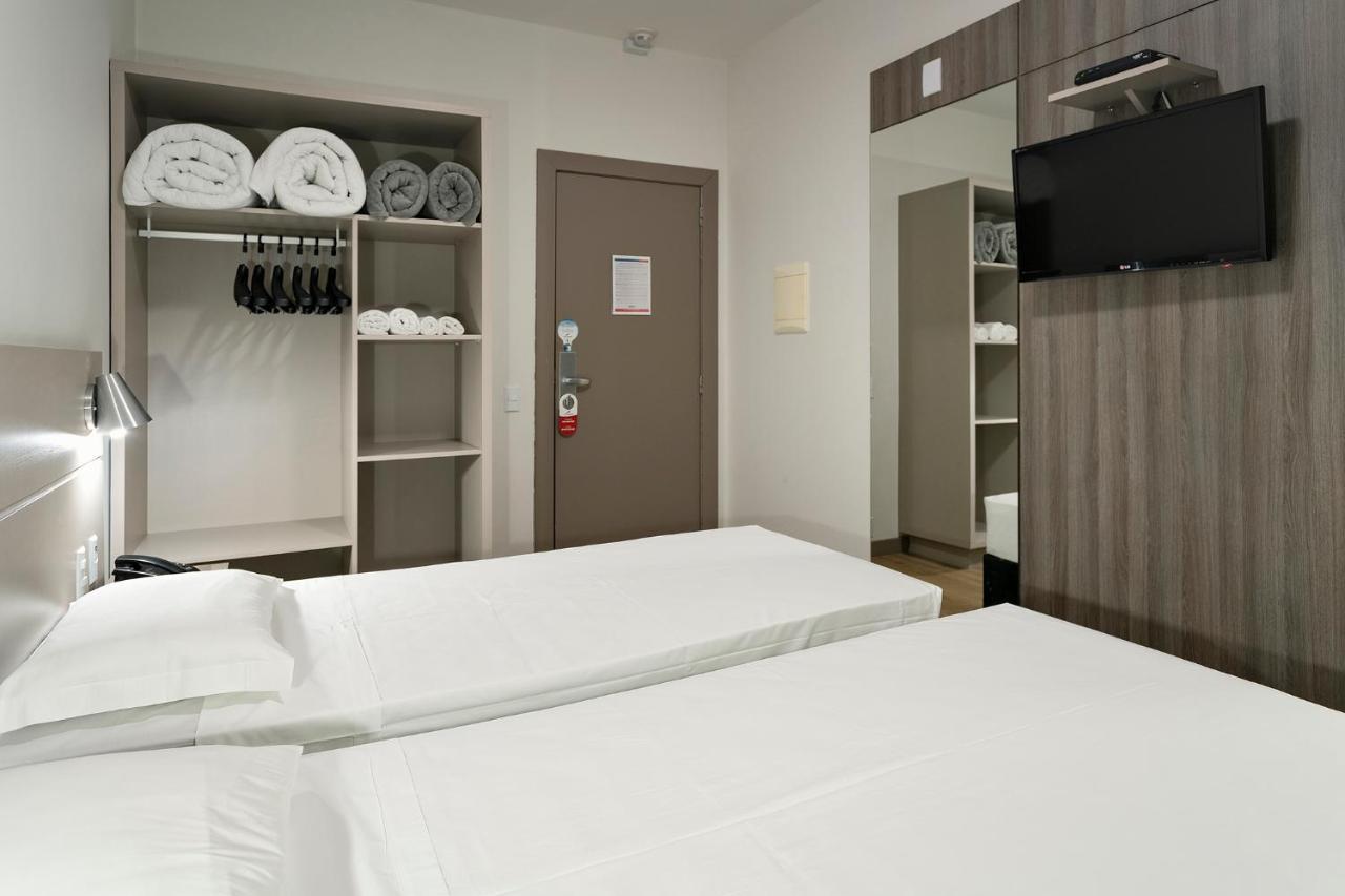Hotel Valerim Itajai / Navegantes Eksteriør billede