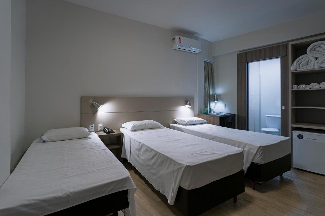 Hotel Valerim Itajai / Navegantes Eksteriør billede