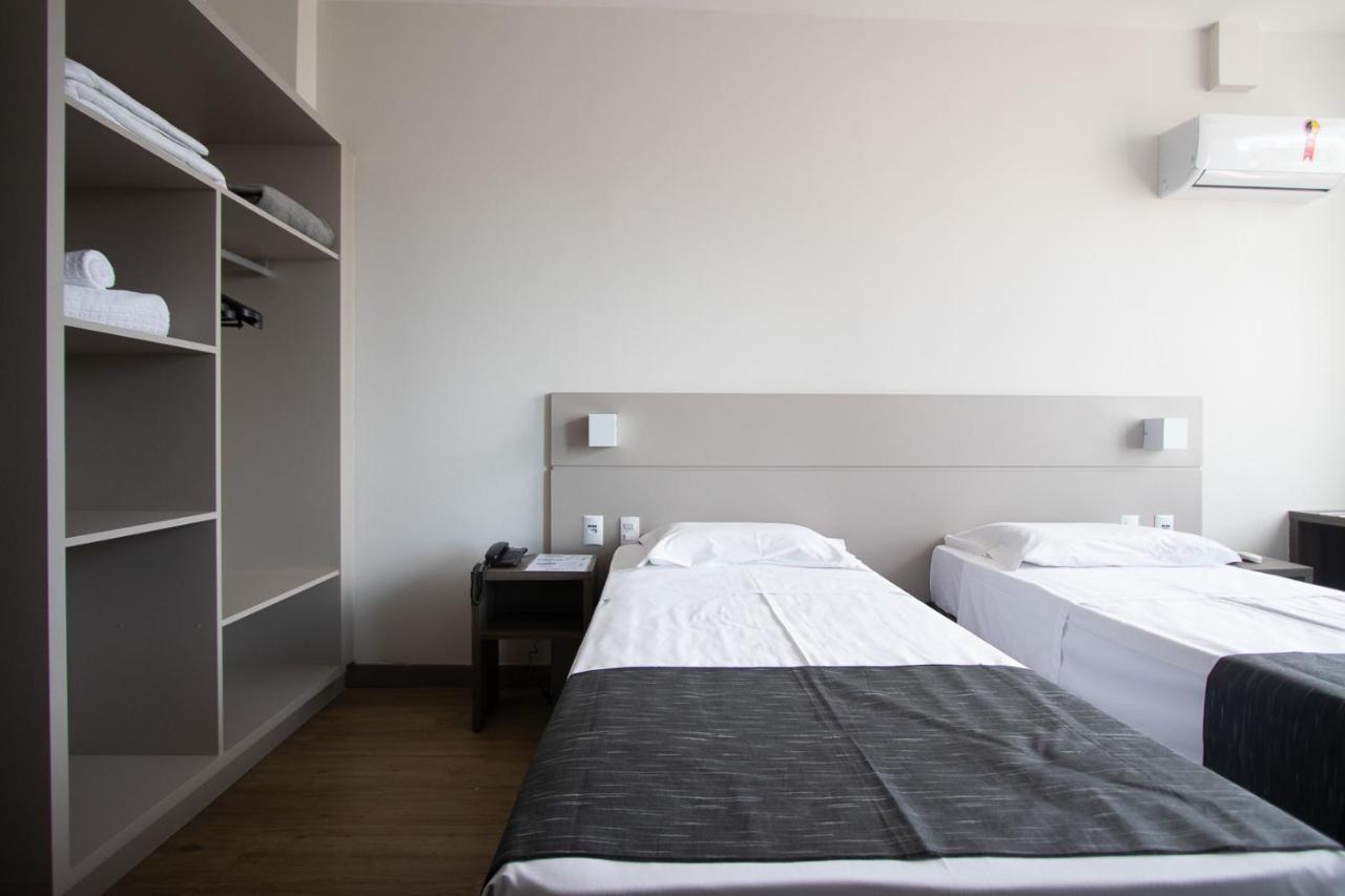 Hotel Valerim Itajai / Navegantes Eksteriør billede