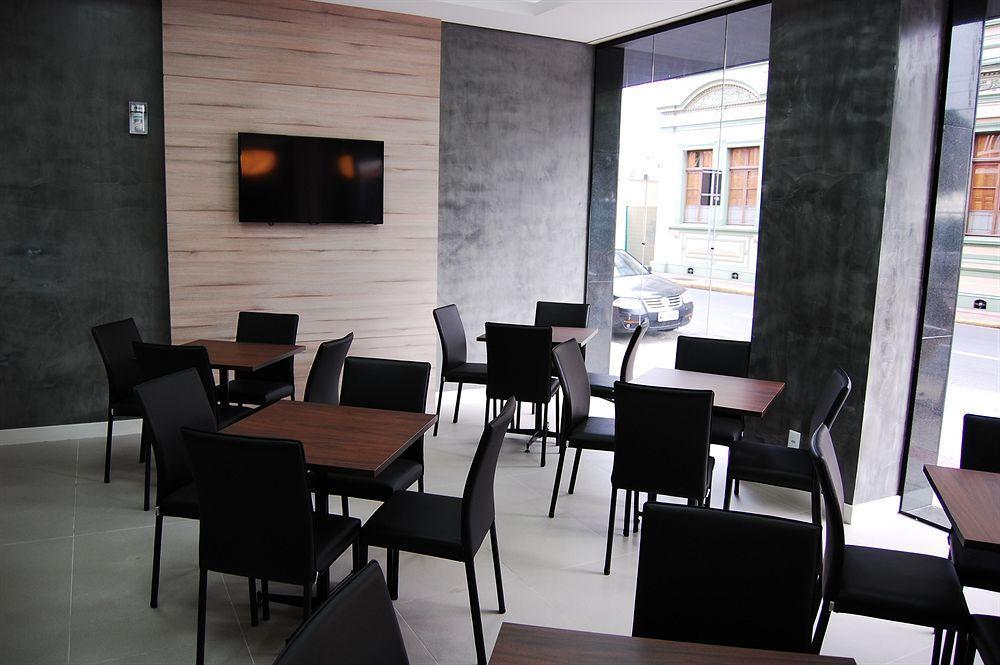 Hotel Valerim Itajai / Navegantes Eksteriør billede