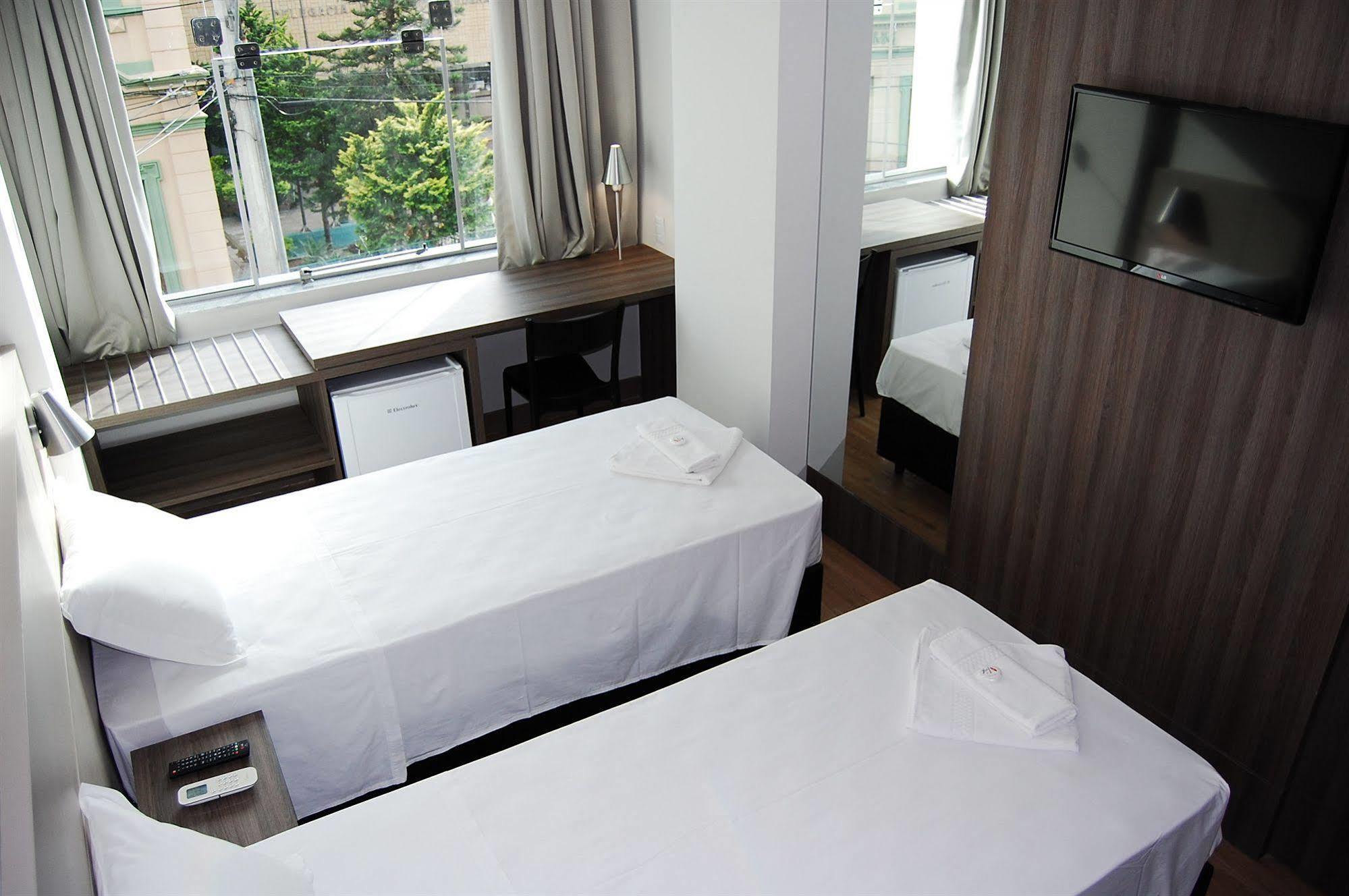 Hotel Valerim Itajai / Navegantes Eksteriør billede